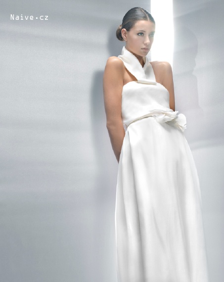 JESUS PEIRO 2012 svatební šaty, model JP 2008