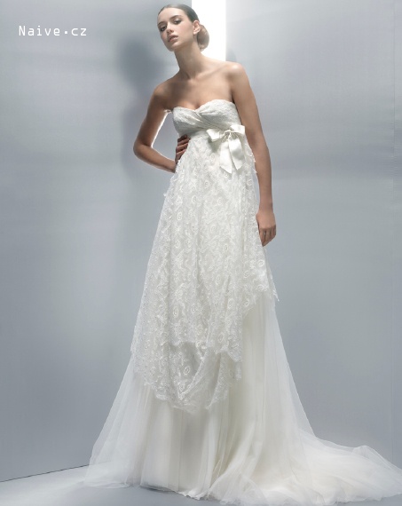 JESUS PEIRO 2012 svatební šaty, model JP 2010