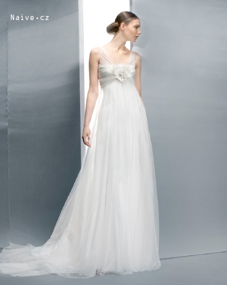 JESUS PEIRO 2012 svatební šaty, model JP 2027