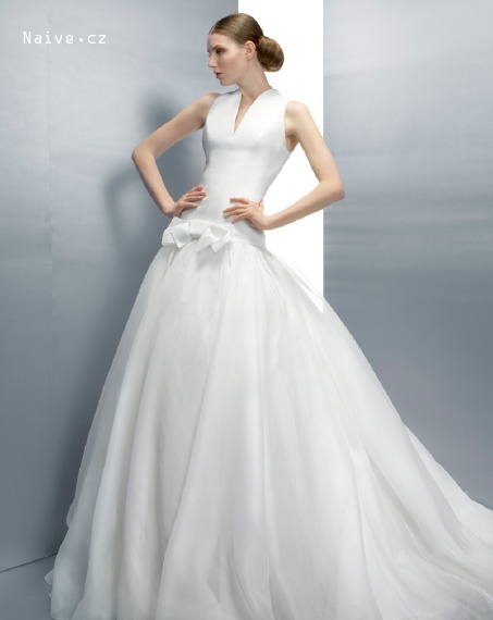 JESUS PEIRO 2012 svatební šaty, model JP 2034