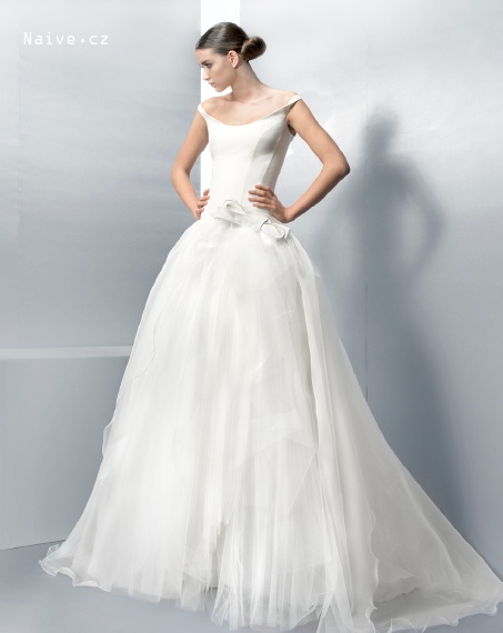 JESUS PEIRO 2012 svatební šaty, model JP 2037