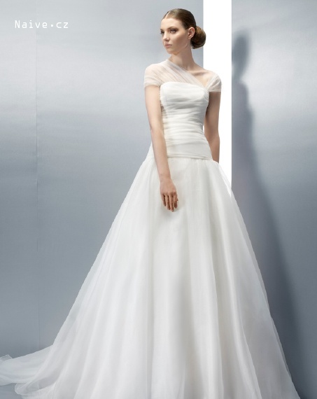 JESUS PEIRO 2012 svatební šaty, model JP 2042