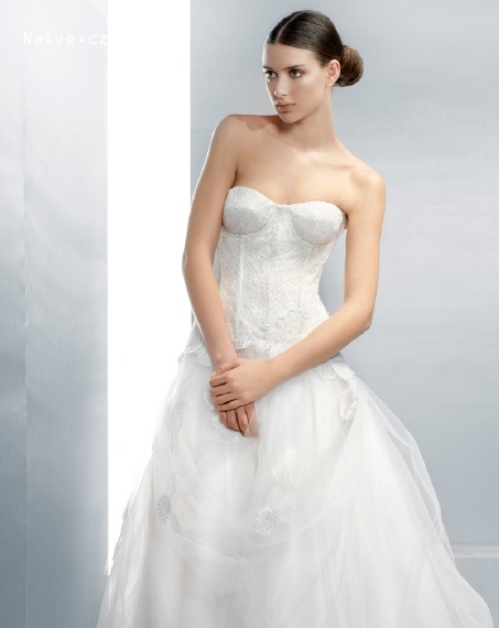 JESUS PEIRO 2012 svatební šaty, model JP 2062