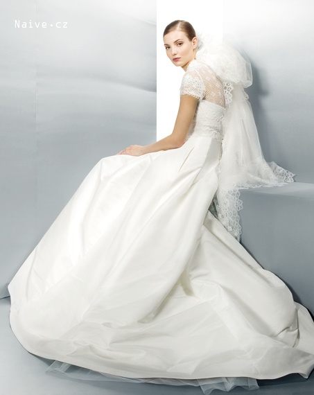 JESUS PEIRO  svatební šaty, model JP 3003