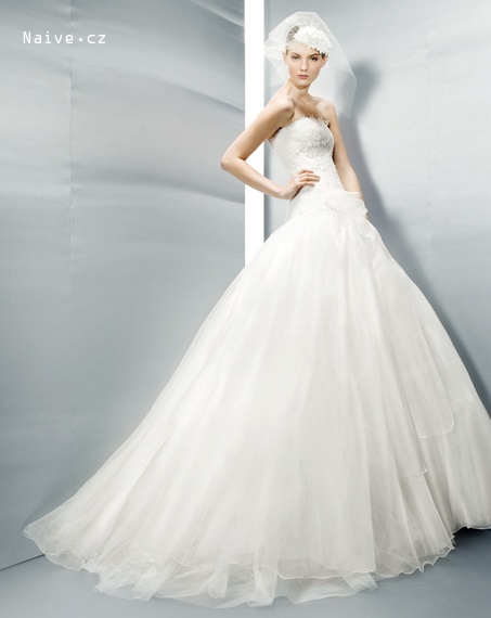 JESUS PEIRO 2013 svatební šaty, model JP 3013