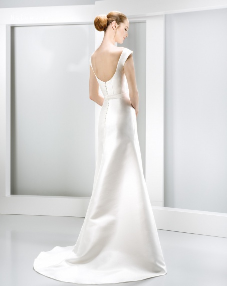 JESUS PEIRO svatební šaty - model 6009