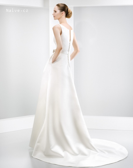 JESUS PEIRO svatební šaty - model 6019