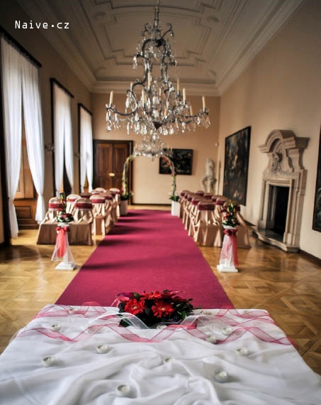 zámek Slavkov svatební obřad Rubensův sál