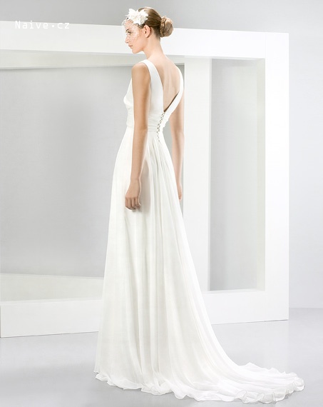 Svatební šaty Jesus Peiro, model 5004