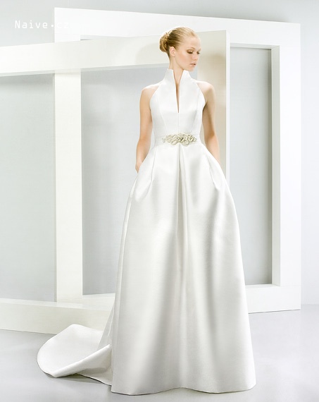 Svatební šaty Jesus Peiro, model 5015
